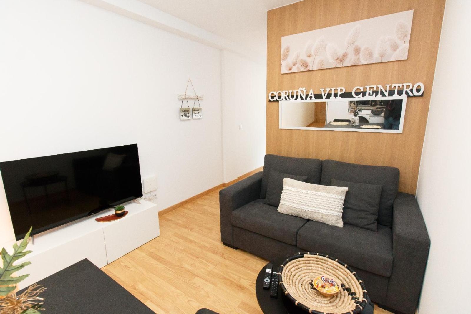 Coruna Vip Centro *
